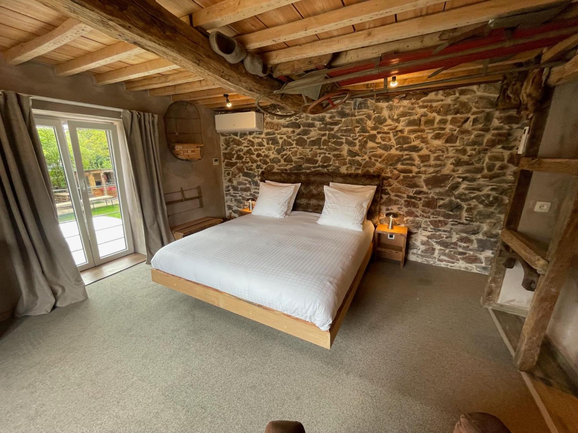 Les Chambres De Laurette Spa Bagian luar foto