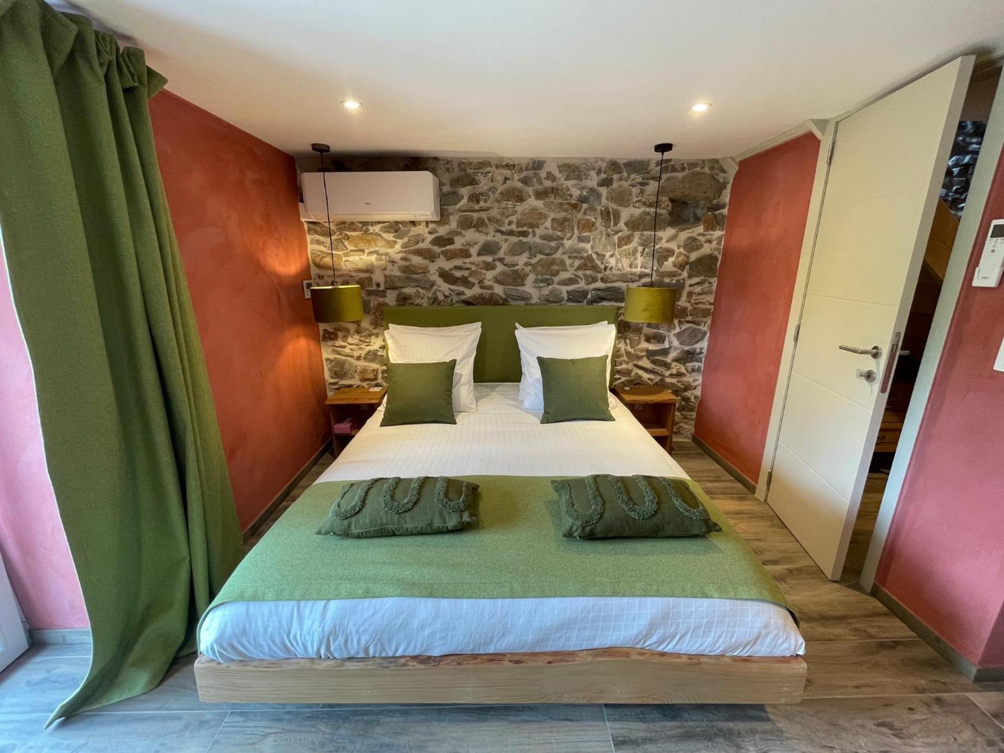 Les Chambres De Laurette Spa Bagian luar foto