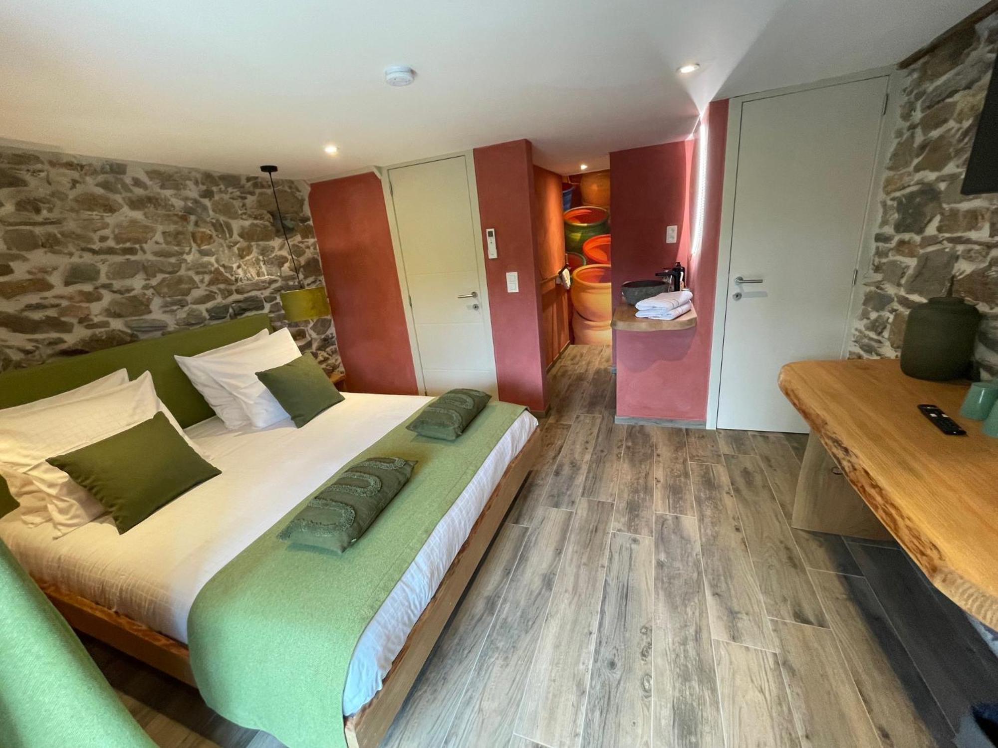 Les Chambres De Laurette Spa Bagian luar foto